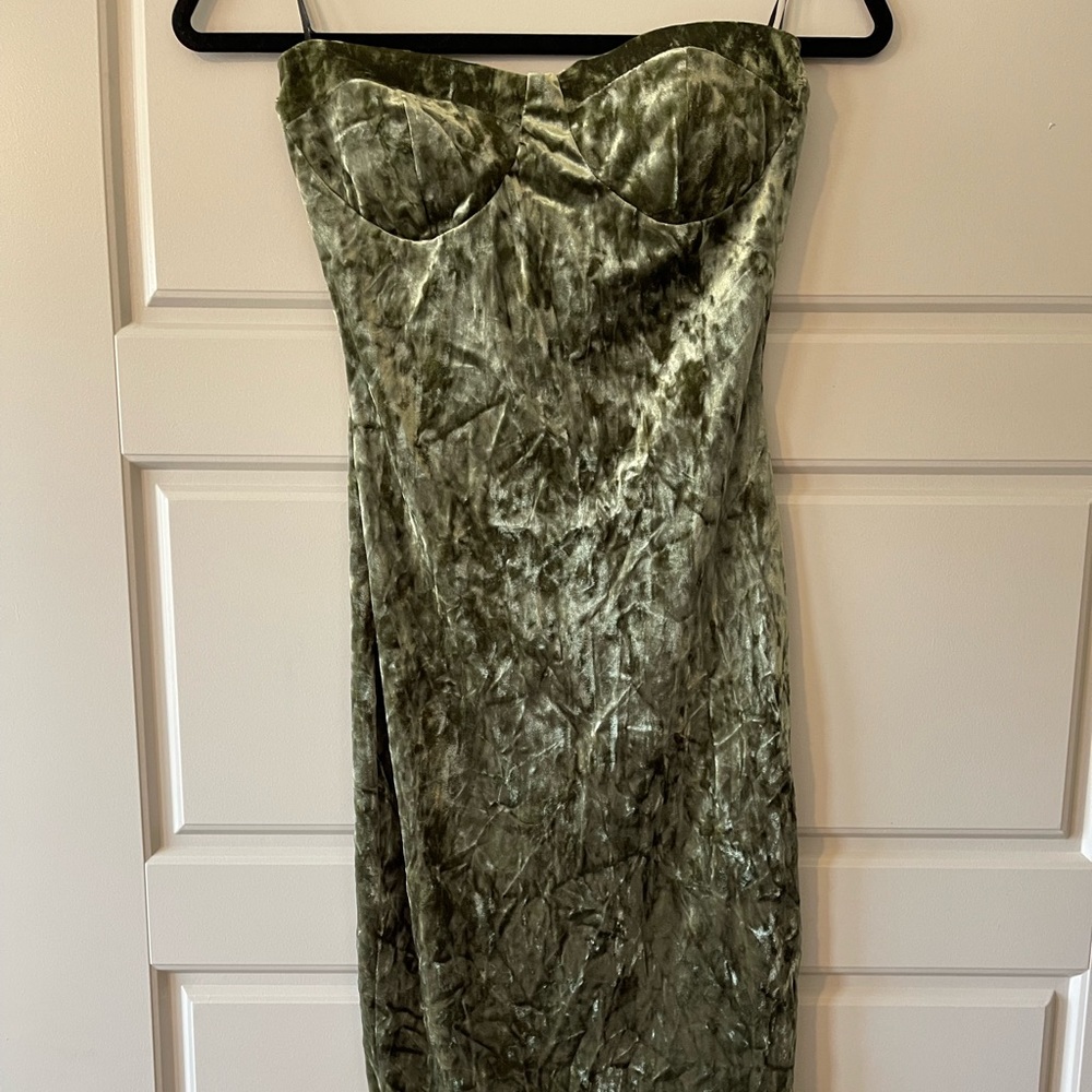 Velvet light green dress